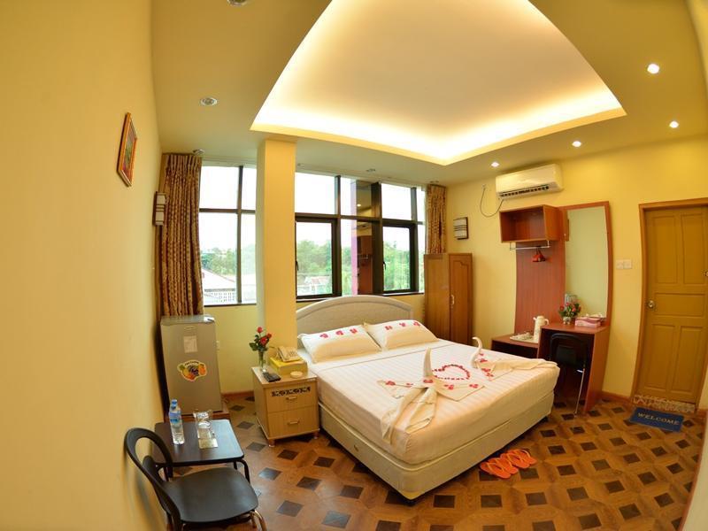 New Golden Forward Hotel Yangon Exterior foto